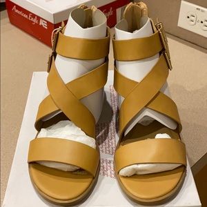 American Eagle Heeled Sandals